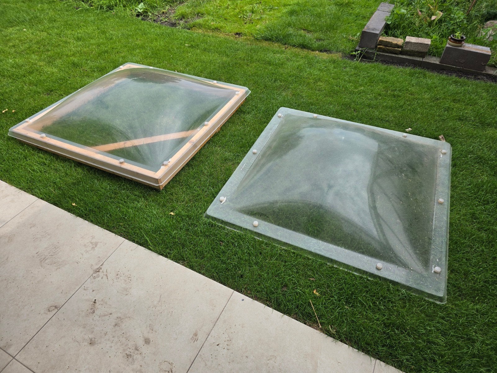 2x Gebruikte Dakkoepels - 110cm X 110cm, Doe-het-zelf en Verbouw, Ophalen, Gebruikt, 80 tot 120 cm, 80 tot 120 cm
