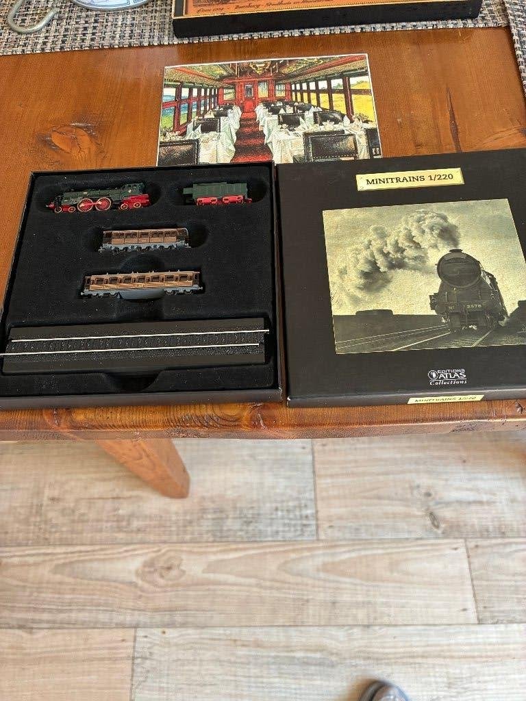 Minitrains 1/220 Wagon Lits Grands Express Europeens 17 cm., Hobby en Vrije tijd, Modeltreinen | H0, Overige merken, Treinset