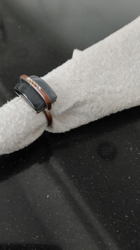 Vintage koperen ring met zwarte steen, Overige materialen, Gebruikt, Overige kleuren, Ophalen of Verzenden
