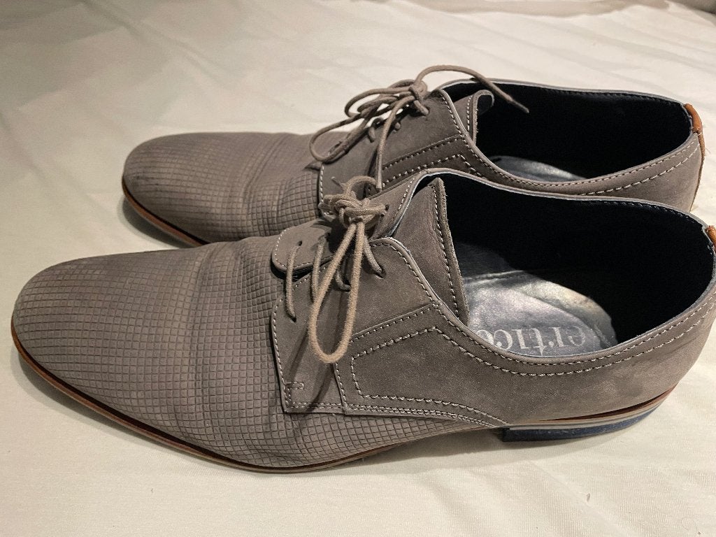 Nette schoenen grijs maat 44, Overige kleuren, Ophalen of Verzenden, Zo goed als nieuw, Vertice