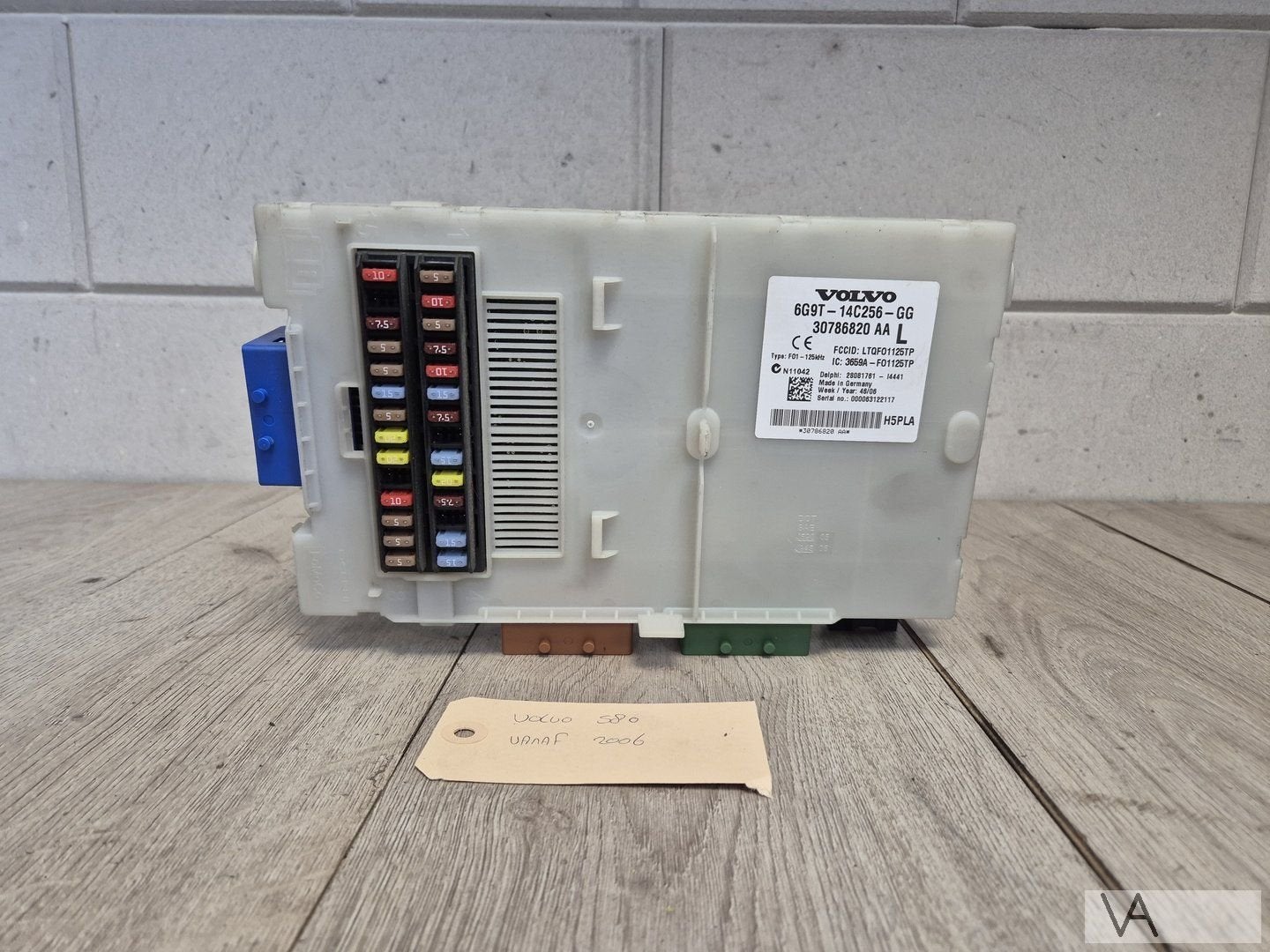 Voorste zekeringkast CEM voor Volvo S80 2006 - 2015 30786820, Gebruikt, -, -, Ophalen of Verzenden