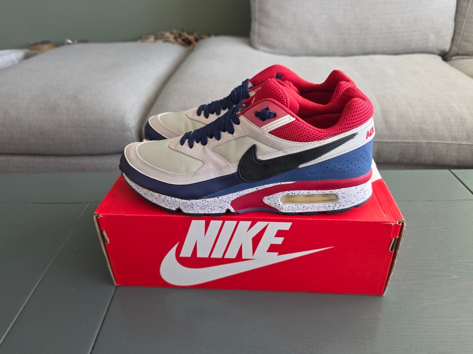 Nike air max classic bw psg maat 43, Ophalen of Verzenden, Zo goed als nieuw