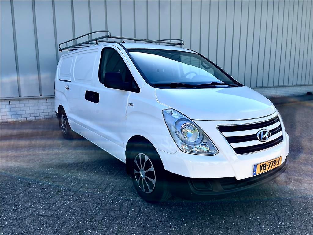 Hyundai H-1 H300 2.5 Crdi 100 KW DC 2013, Auto's, Bestelauto's, Particulier, ABS, Achteruitrijcamera, Airbags, Airconditioning