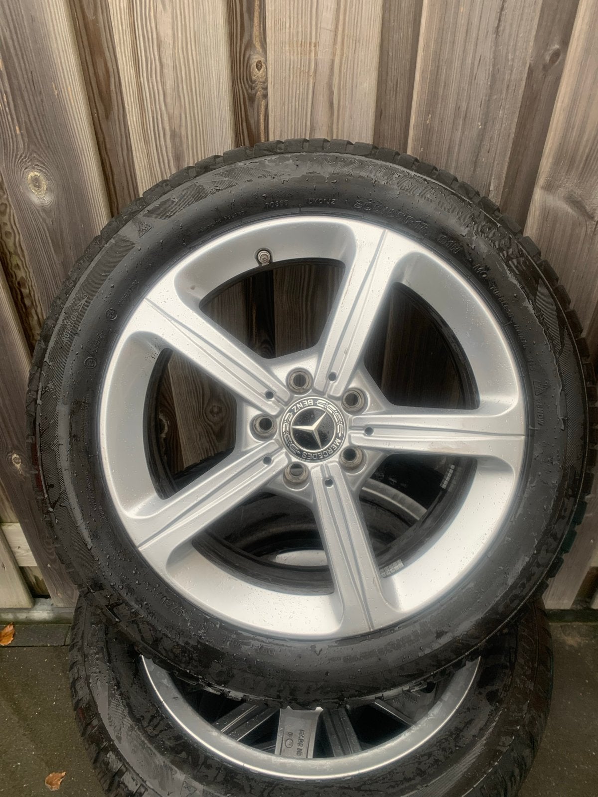 Mercedes-Benz 17 inch winterbanden met velgen, Gebruikt, Banden en Velgen, 17 inch, Personenwagen