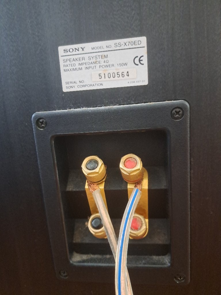 Foto 11 van Sony versterker receiver STR-DB870 met SS-X70ED luidsprekers
