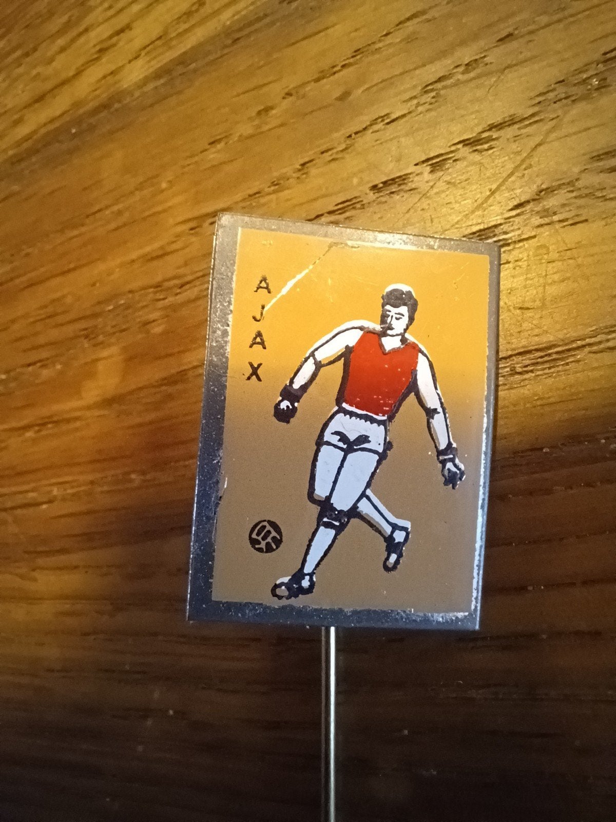 Speldje AJAX (sport voetbal Amsterdam), Verzamelen, Speldjes, Pins en Buttons, Ophalen, Gebruikt, Sport, Speldje of Pin