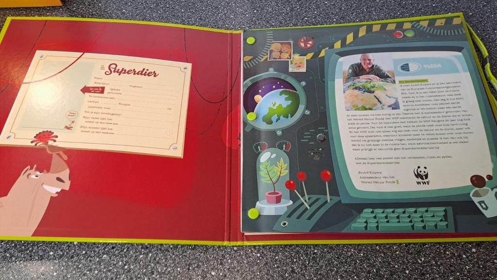 AH WWF Super Dieren verzamel- en doeboek, Verzamelen, Albert Heijn, Onbekend, Ophalen of Verzenden, Onbekend