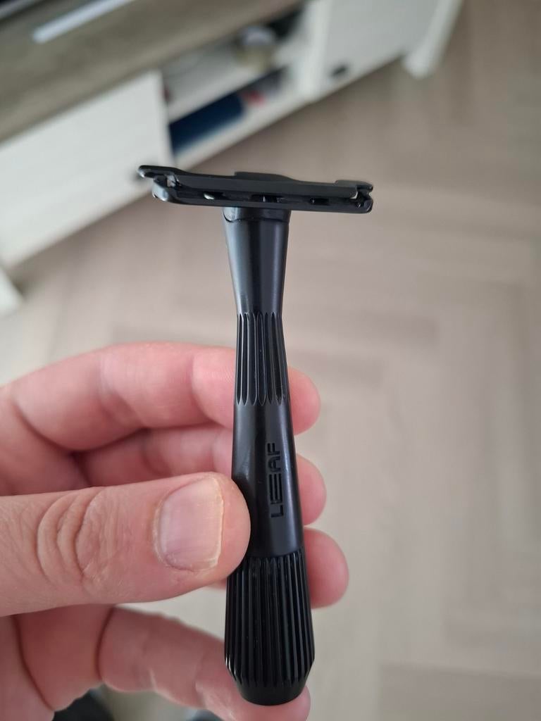 Leaf Shave Krabber - Zwart *ALS NIEUW*, Ophalen of Verzenden, Zo goed als nieuw, Scheren en Epileren