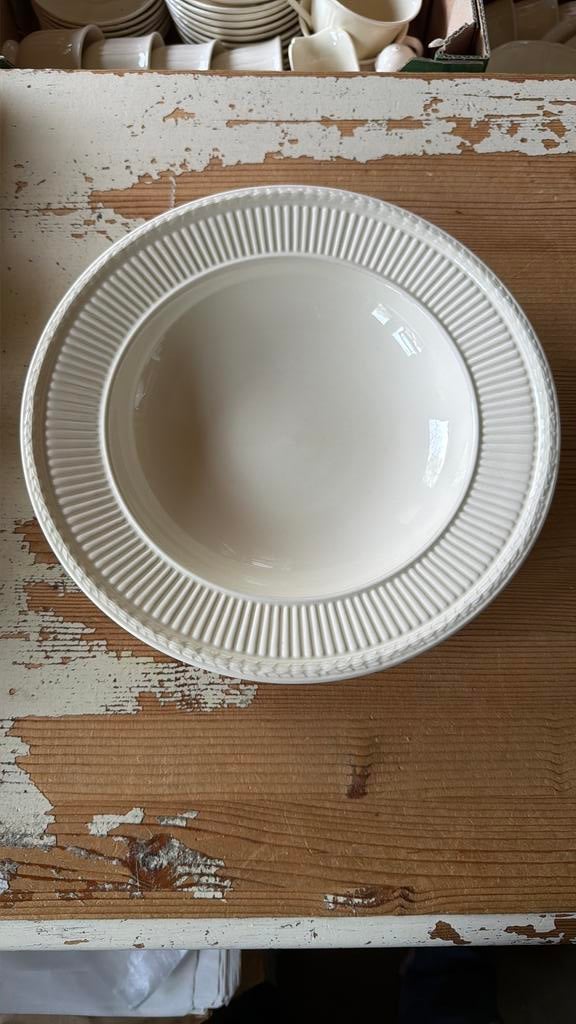 Wedgwood EDME pastaborden, Huis en Inrichting, Keuken | Servies, Nieuw, Ophalen of Verzenden, Bord(en), Wedgwood