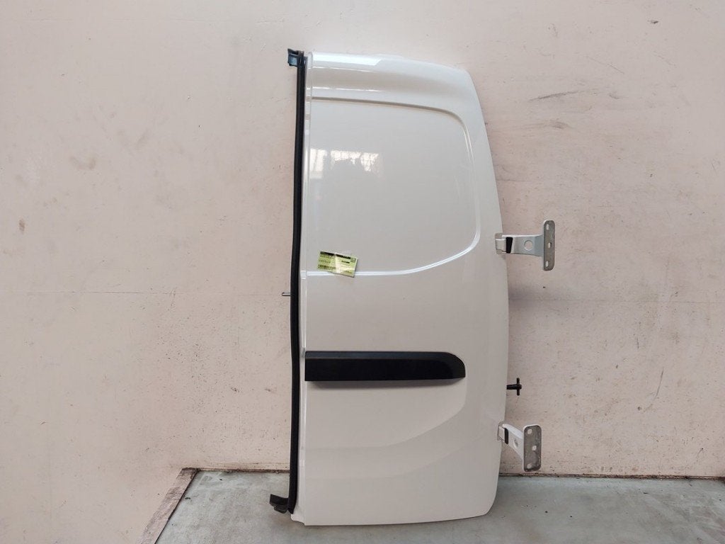Achterdeur Mercedes-Benz Citan (420.6) 2025 A4207400900, Gebruikt, Mercedes-Benz AG, Mercedes-Benz, Mercedesstraße 120, Stuttgart 70372, , Duitsland