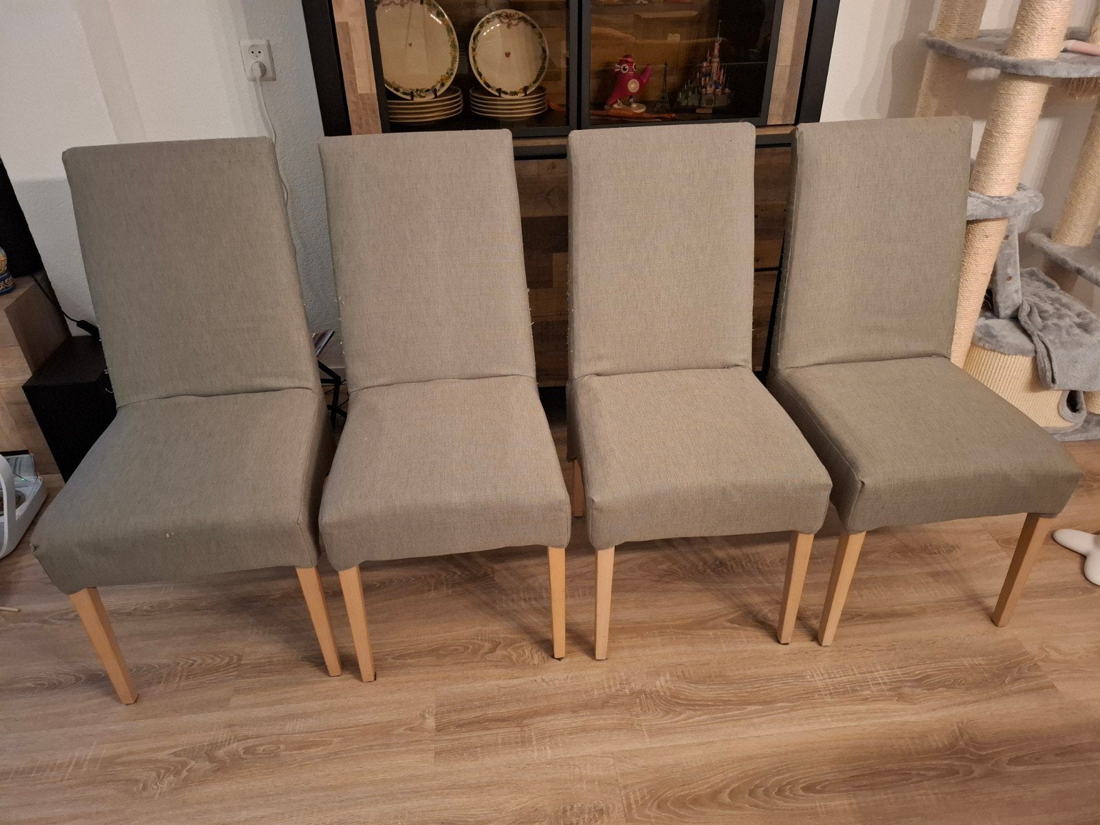 Gratis eetkamerstoelen, Ophalen, Gebruikt, Vier