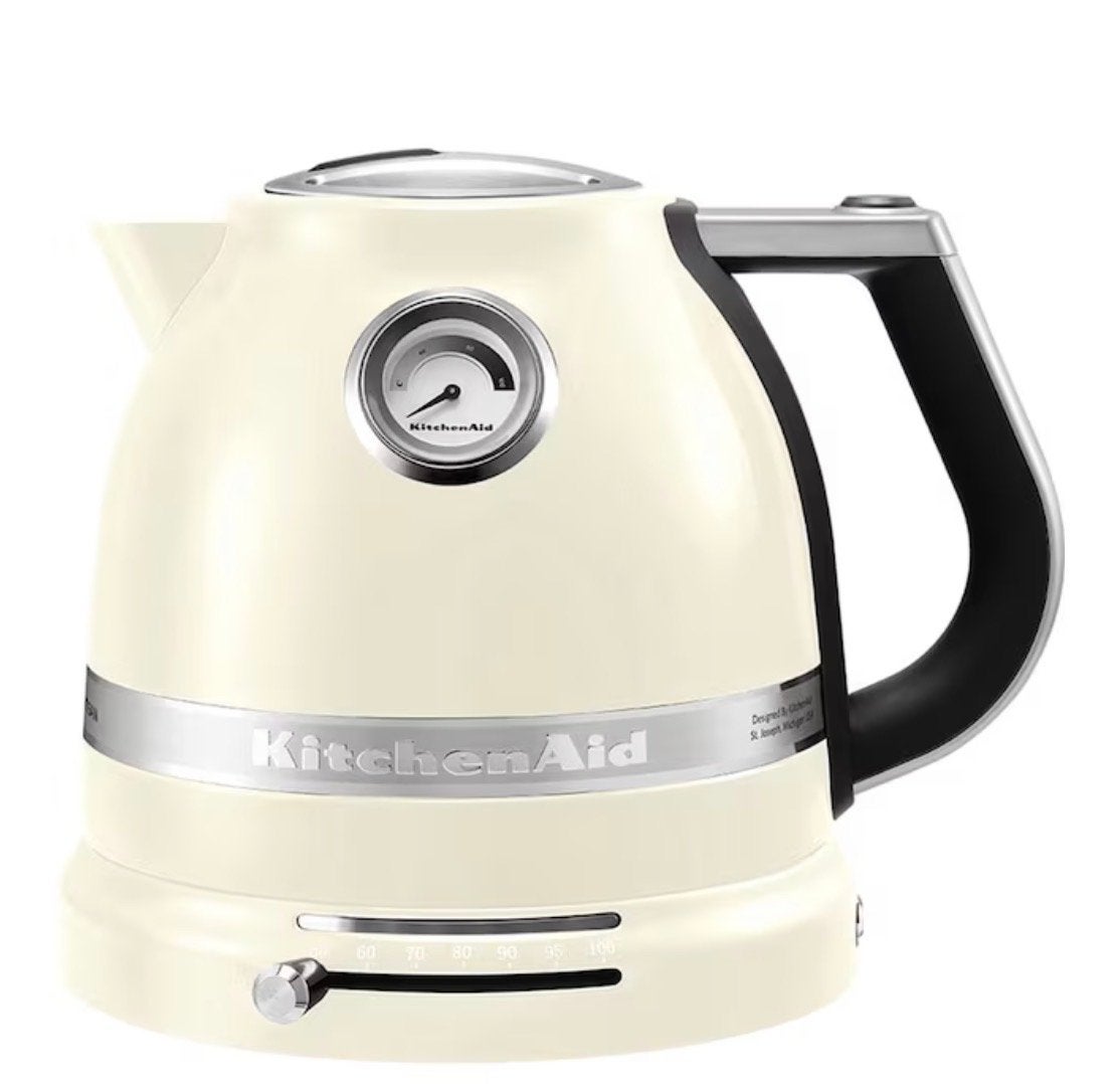 KitchenAid Artisan Waterkoker 1.5L Amandelwit nieuw in doos, 1 tot 2 liter, Ophalen of Verzenden, Nieuw, Rvs