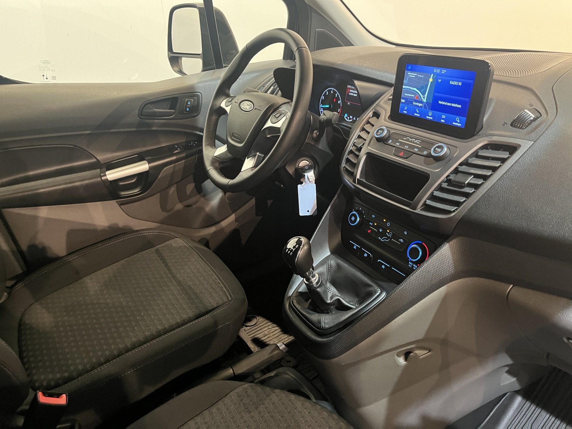 Ford Transit Connect 1.0 Ecoboost L2 Trend Benzine Servicebu, Voorwielaandrijving, Gebruikt, Met garantie (alle), 14 km/l