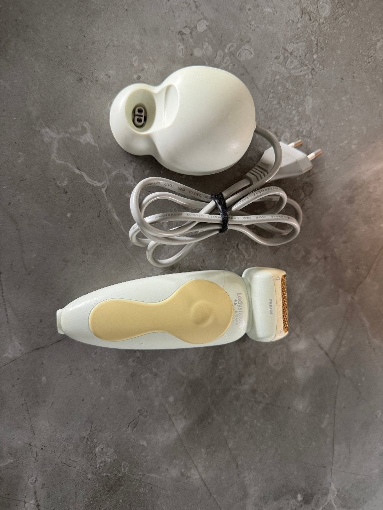 BRAUN LADYSHAVER, Ophalen, Zo goed als nieuw, Scheren en Epileren