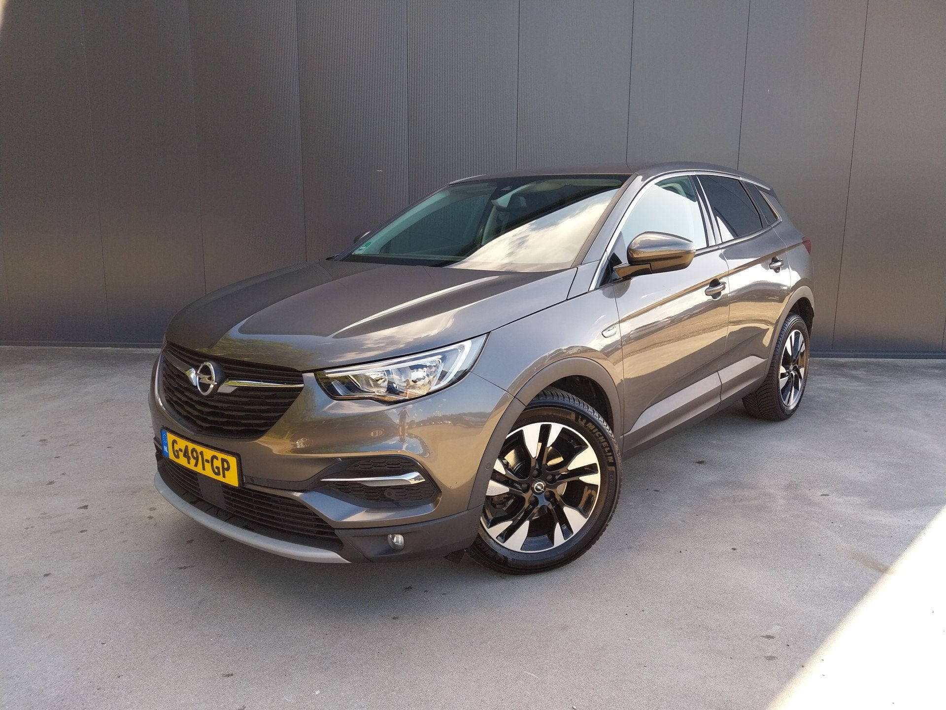 Opel Grandland X 1.2 Turbo 131 PK Ultimate AUTOMAAT HALF LEE, Gebruikt, 1199 cc, 19 km/l, 3 cilinders