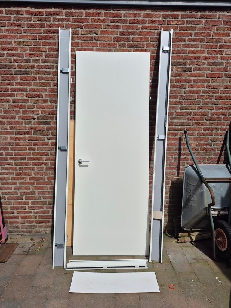 Opdek binnendeur met metalen kozijn 230x85 cm, Doe-het-zelf en Verbouw, Deuren en Horren, Ophalen, Gebruikt, 80 tot 100 cm, 215 cm of meer