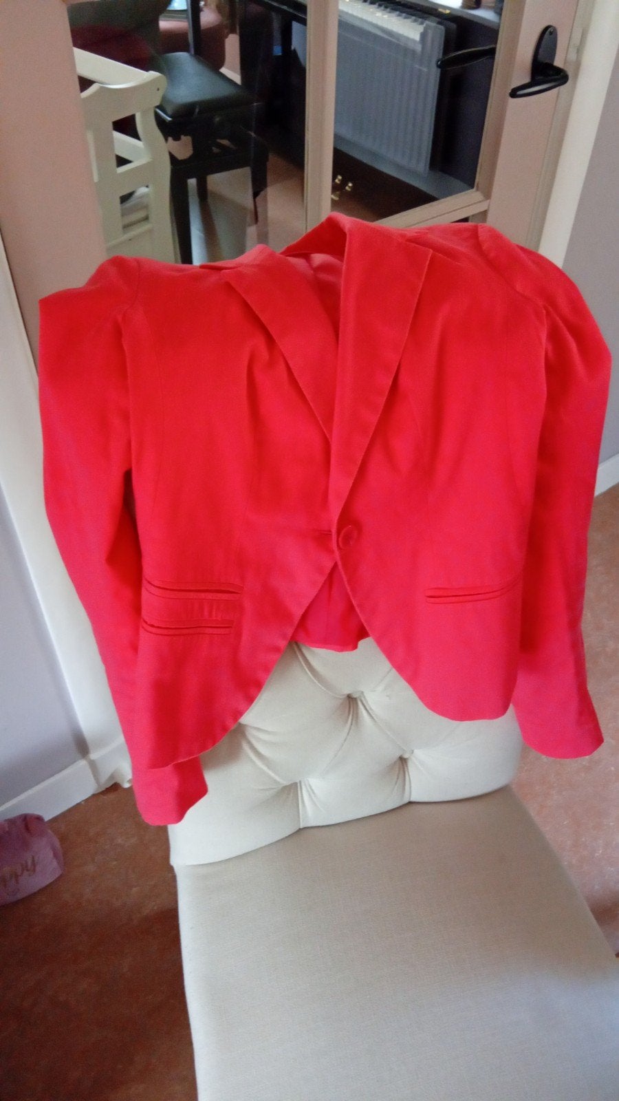 Stijlvol donker roze jasje - perfect voor elke gelegenheid, Maat 38/40 (M), Ophalen of Verzenden, Jasje, Rood