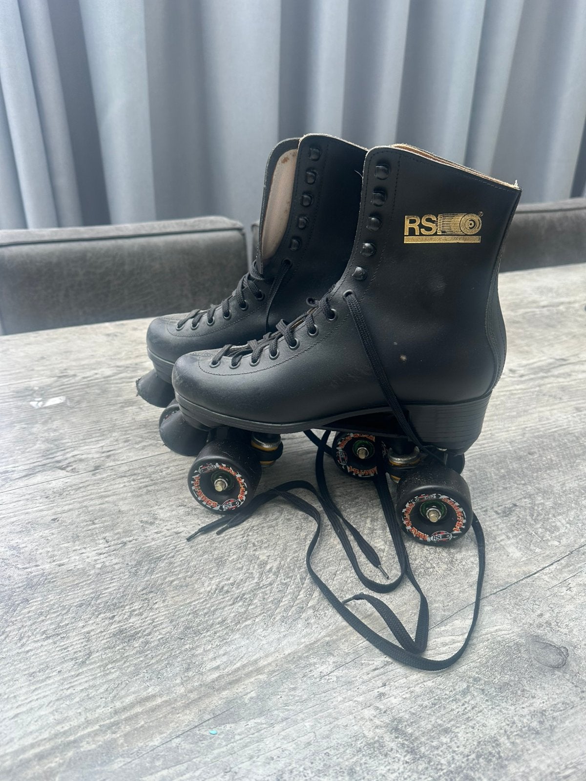 RSI Rollerskates (leer) maat 40 vallen kleiner., Sport en Fitness, Skeelers, Ophalen, Gebruikt, Overige typen