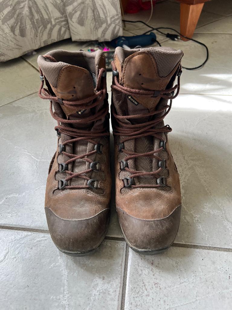 Gedragen paar HAIX Scout legerschoenen maat 11,5 . 46,5 Br 5, Sport en Fitness, Bergsport en Wandelen, Verzenden, Gebruikt, Schoenen