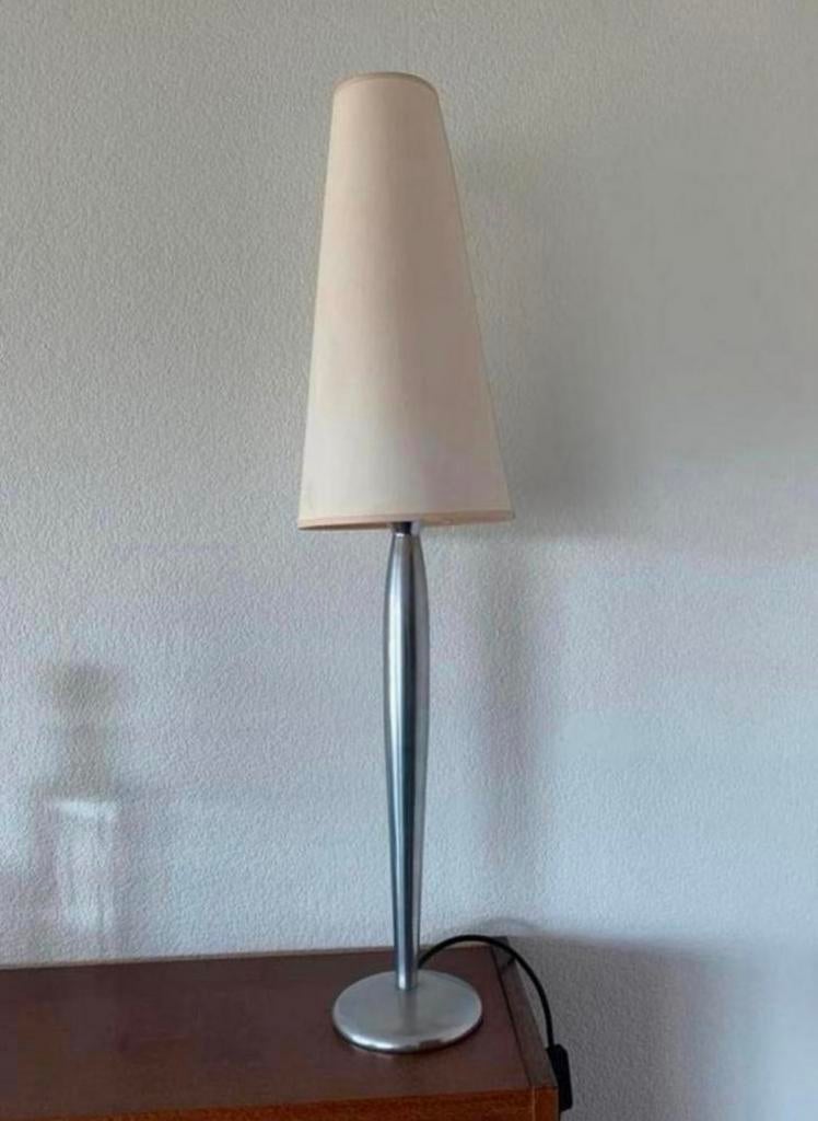 Lamp LG Paris jaren 70 tafellamp Philippe Starck, Huis en Inrichting, Lampen | Tafellampen, Ophalen of Verzenden
