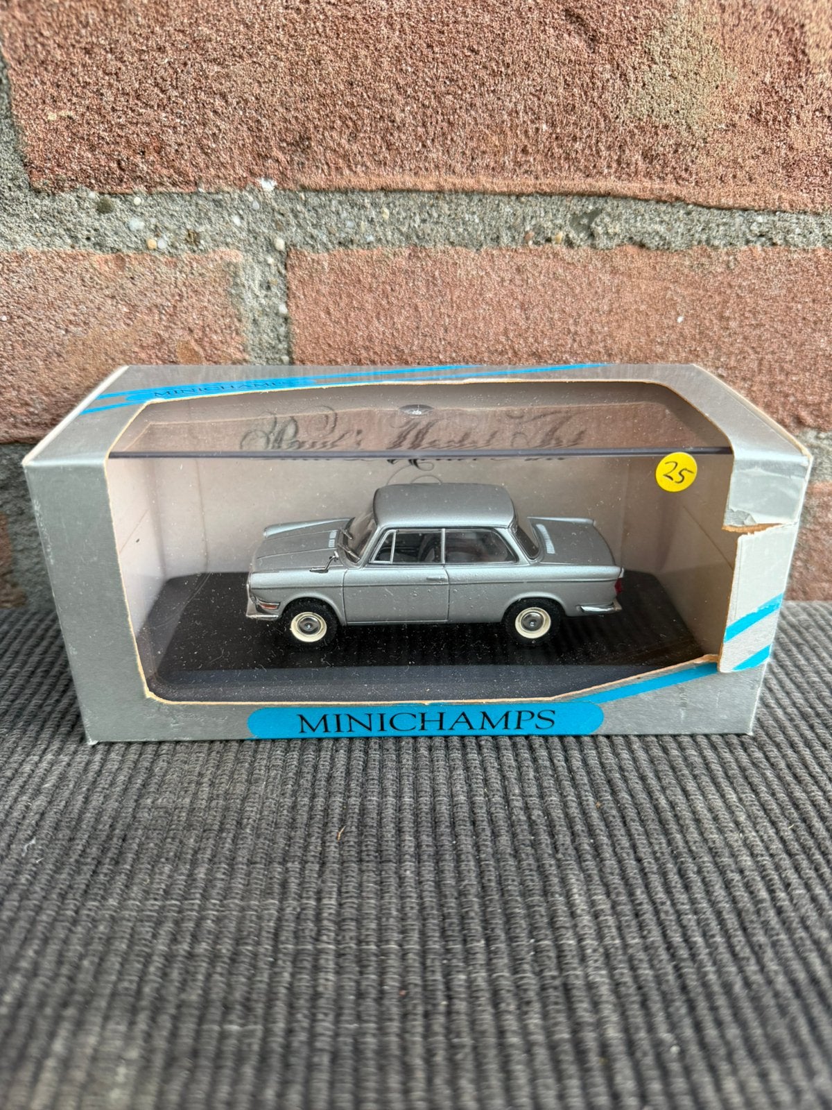 1:43 Minichamps BMW 700 LS ……… 25,-, Ophalen of Verzenden, Zo goed als nieuw, Auto, MiniChamps