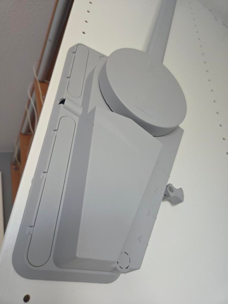 IKEA pak kasKledinglift voor kledingkast - Zo goed als nieuw, Huis en Inrichting, Kasten | Kledingkasten, Ophalen, 100 tot 150 cm