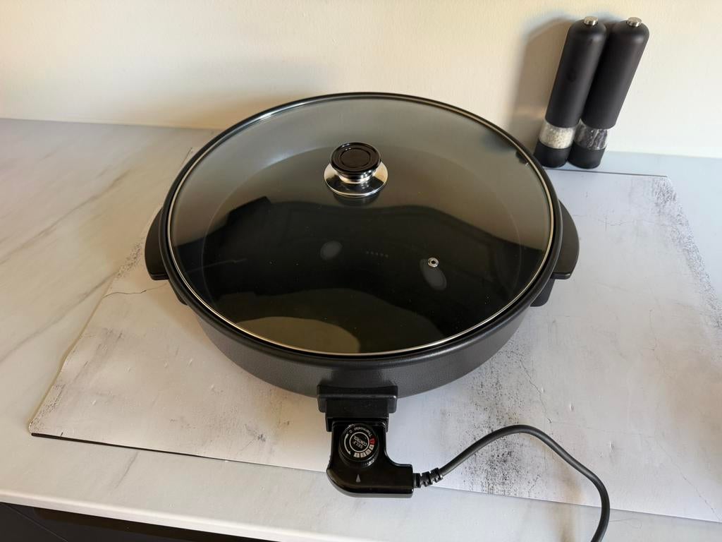 Pizza pan 45 cm, 1x gebruikt., Ophalen, Nieuw