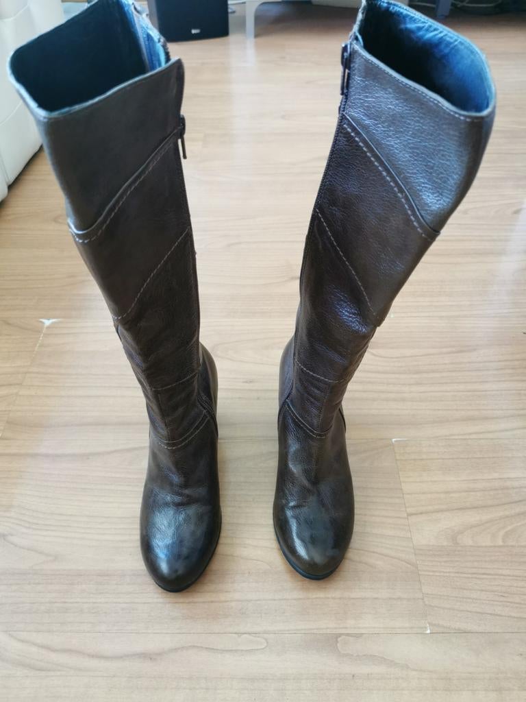 Esprit laarzen maat 36, Kleding | Dames, Schoenen, Hoge laarzen, Bruin, Ophalen of Verzenden, Zo goed als nieuw