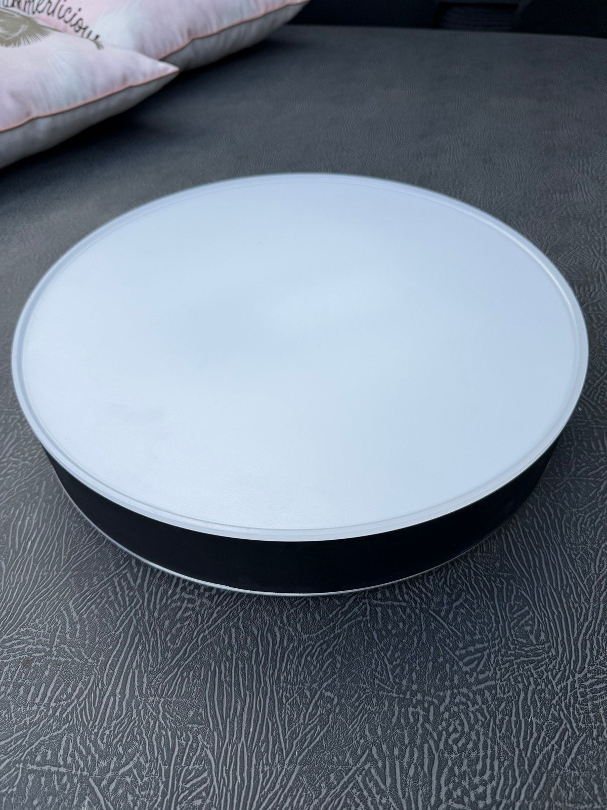Philips Hue White Ambiance LED plafondlamp Enrave Ø 55 cm, Modern, Zwart, Dimbaar, Overige fittingen