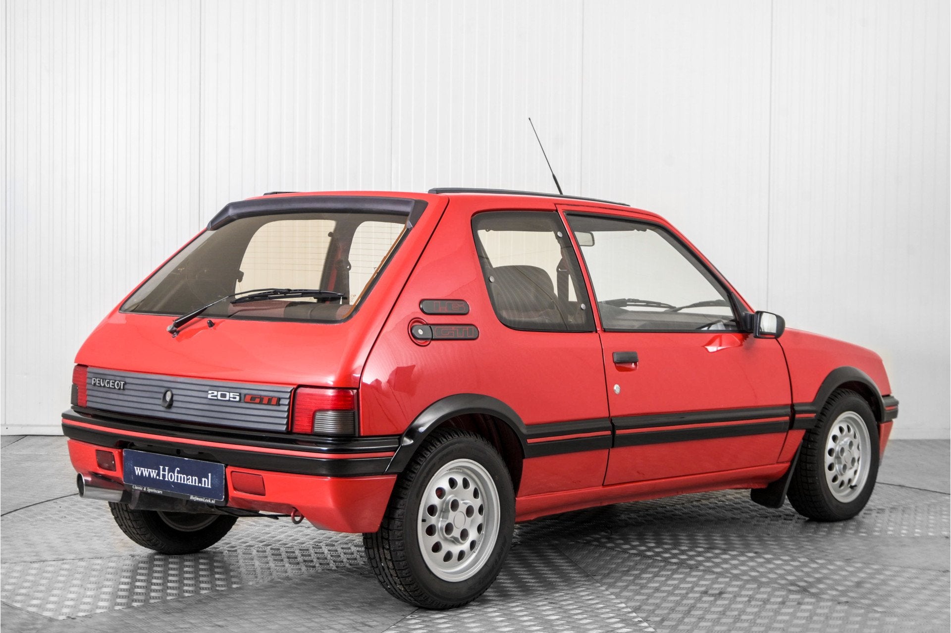 Peugeot 205 GTI 1.6 (bj 1986), Gebruikt, Bedrijf, Handgeschakeld, Te koop