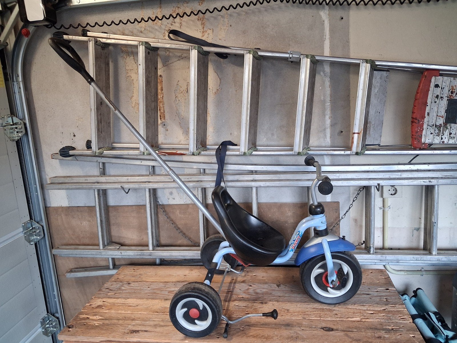 Puky driewieler met duwstang, Fietsen en Brommers, Fietsen | Driewielers, Ophalen, Gebruikt, Duwstang