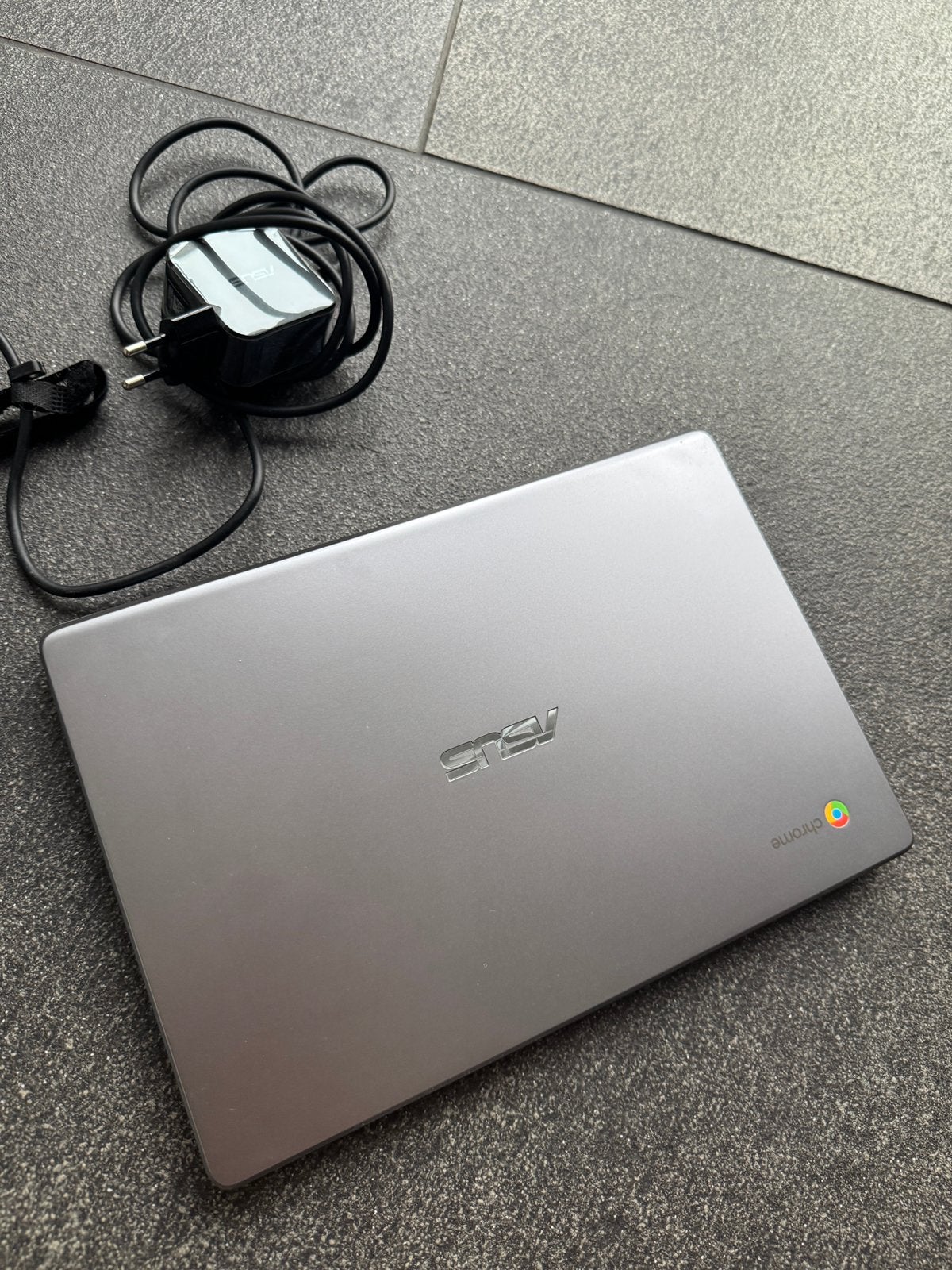 Google Asus Chromebook C223NA-GJ006, Qwerty, Ophalen of Verzenden, Zo goed als nieuw, 32 GB of minder