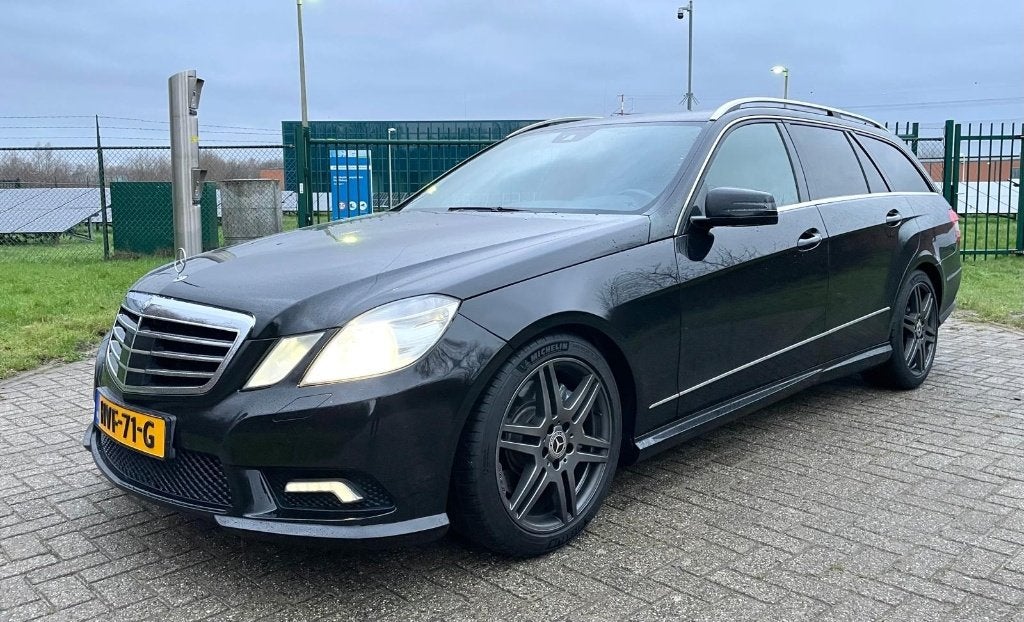 Mercedes-Benz E500 Airmatic 2010 NIEUWSTAAT AMG-pakket, Automaat, Achterwielaandrijving, Zwart, Leder