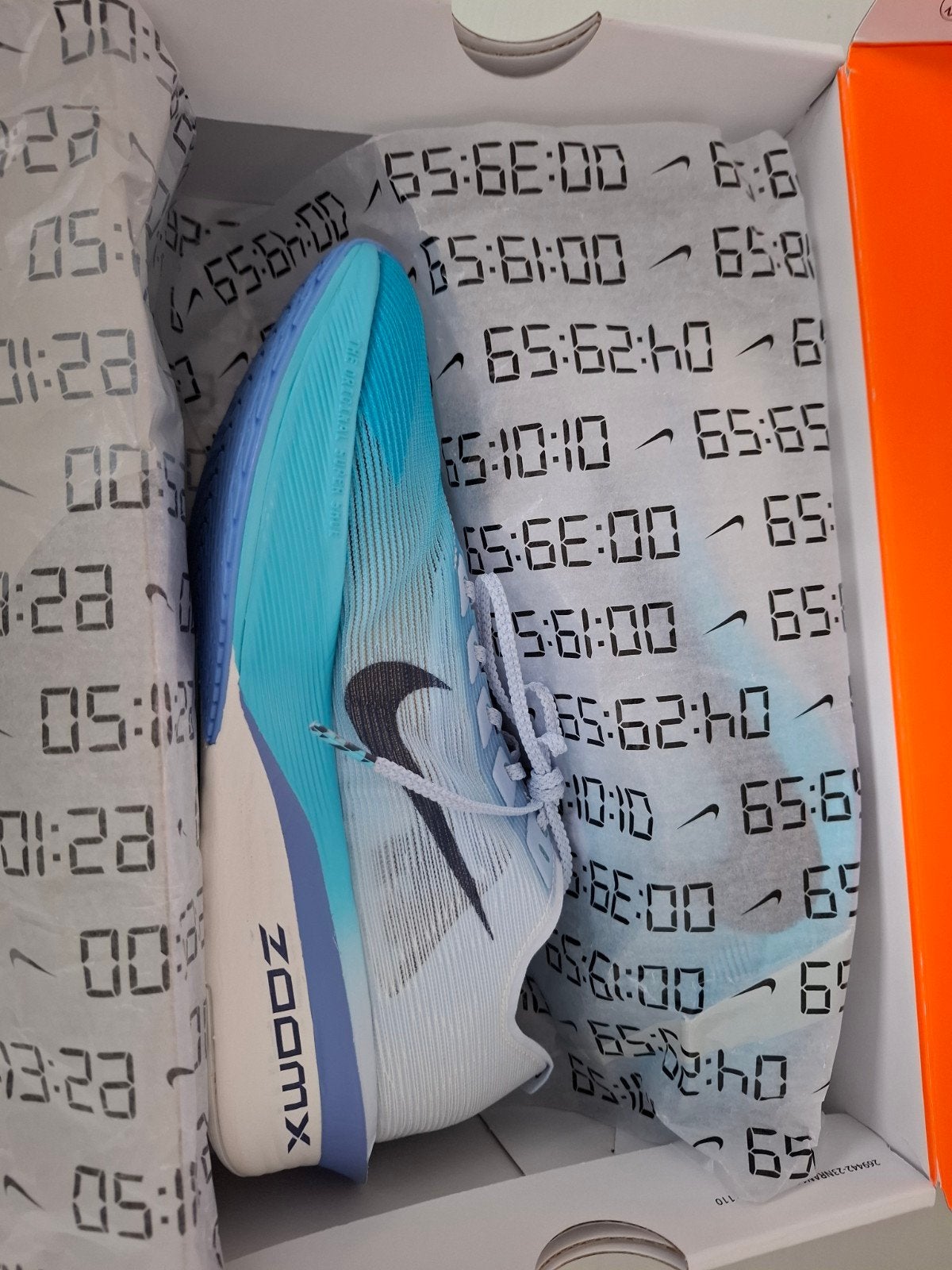 Nike Vaporfly 4 Next% kopen in maat 40 (w), Ophalen of Verzenden, Nieuw, Hardloopschoenen, Nike