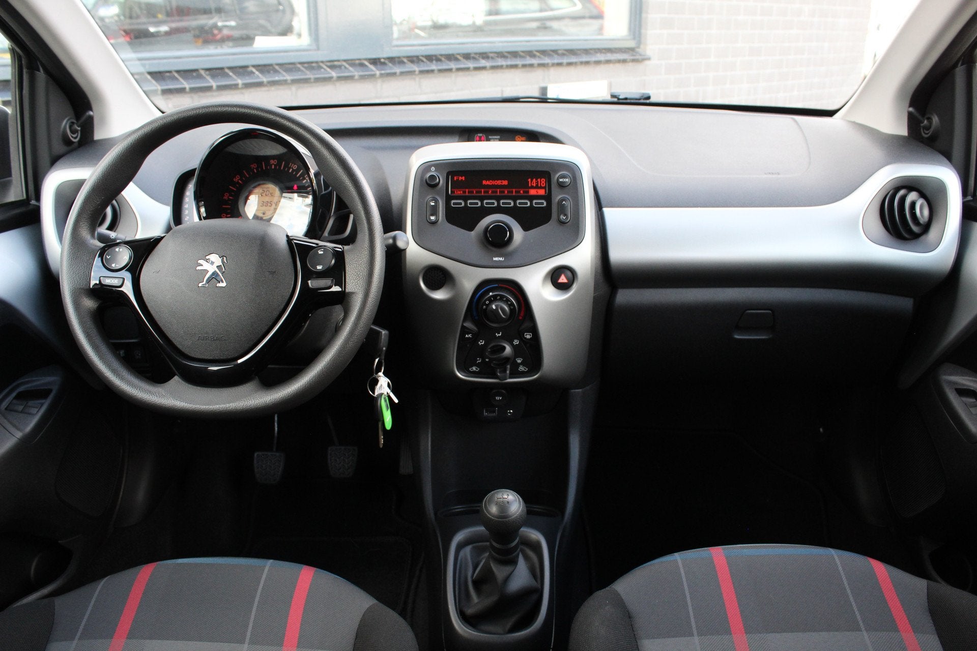 Peugeot 108 1.0 e-VTi Active / Airco / 5 Deurs / N.A.P., Auto's, Voorwielaandrijving, Dealer onderhouden, Stof, Gebruikt