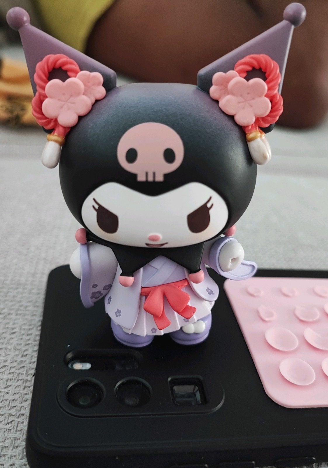 Kuromi Sanrio, Ophalen