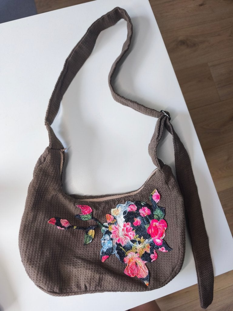 Handmade Embroidered Hobo Bag, Verzenden, Nieuw, Bruin, Schoudertasje
