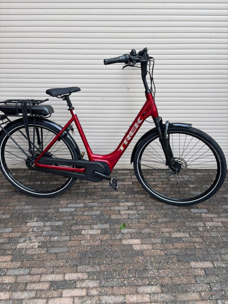 Zgan Trek district +4,2888 km op de teller, Fietsen en Brommers, Elektrische fietsen, 51 tot 55 cm, Ophalen, Zo goed als nieuw