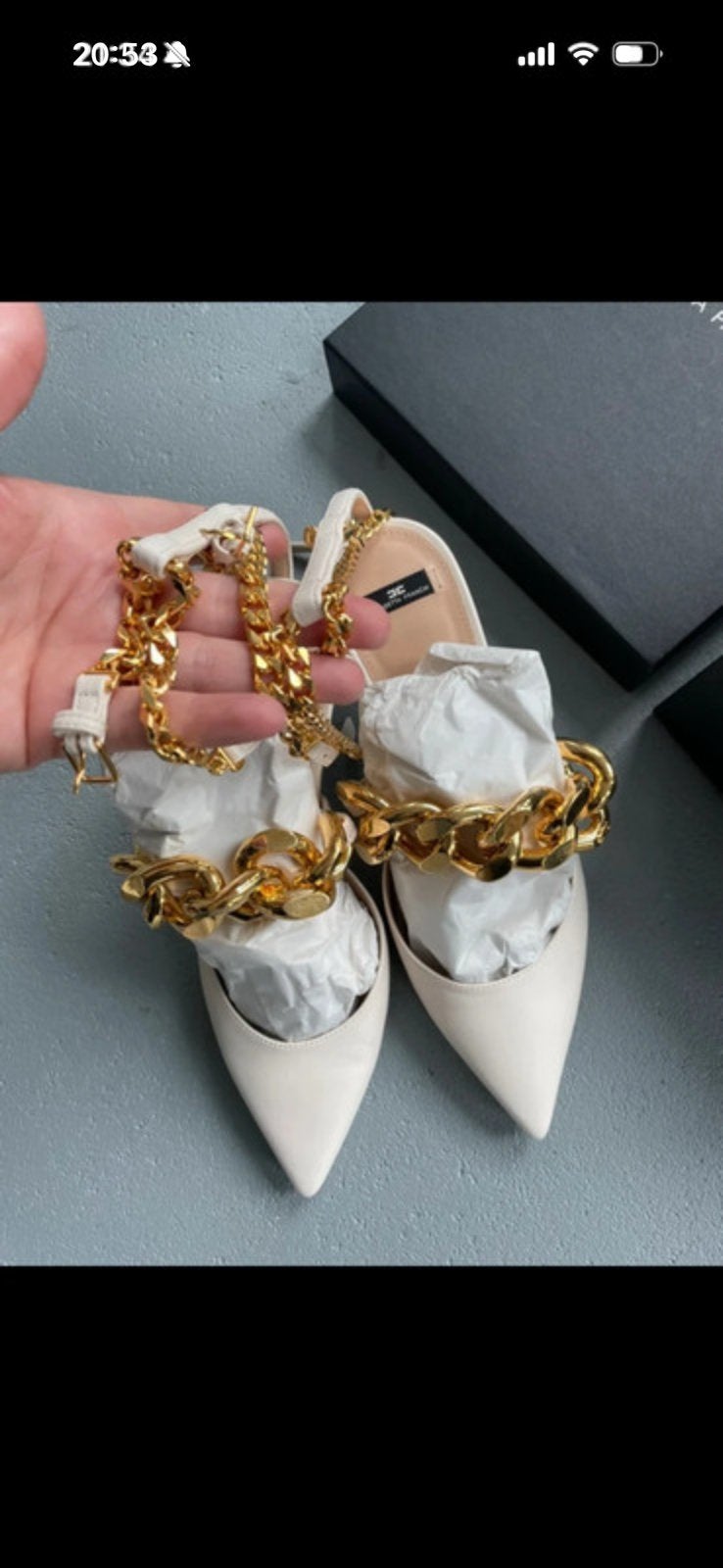 Hak schoen Elisabetta Franchi boter wit maat 37, Kleding | Dames, Trouwkleding en Trouwaccessoires, Ophalen of Verzenden, Nieuw