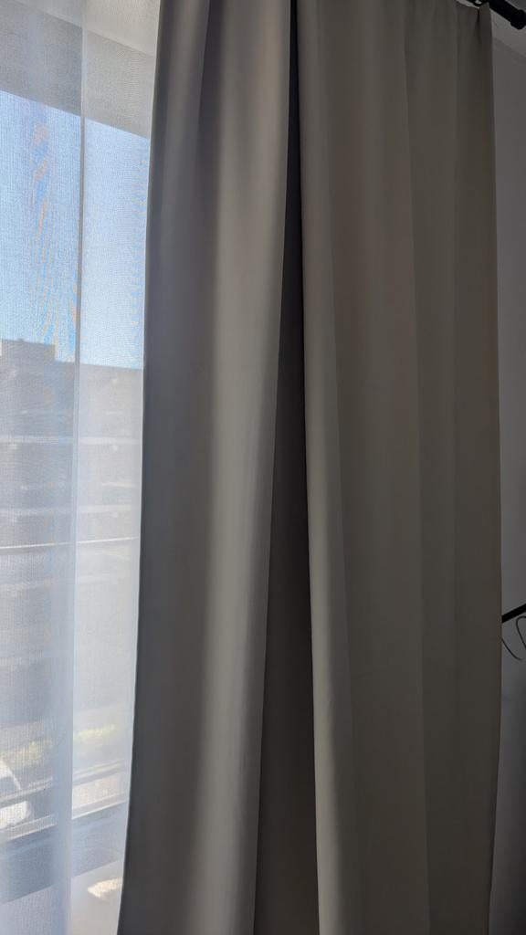 Curtains 2 pieces beige. Gordijnen, Huis en Inrichting, 200 cm of meer, Beige, Ophalen of Verzenden, Zo goed als nieuw
