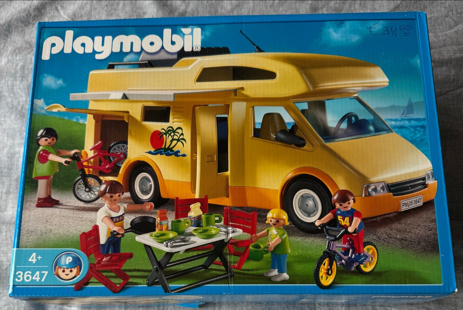 Playmobil Camper 3647 - Compleet met doos, Ophalen of Verzenden, Zo goed als nieuw, Complete set, Voertuig
