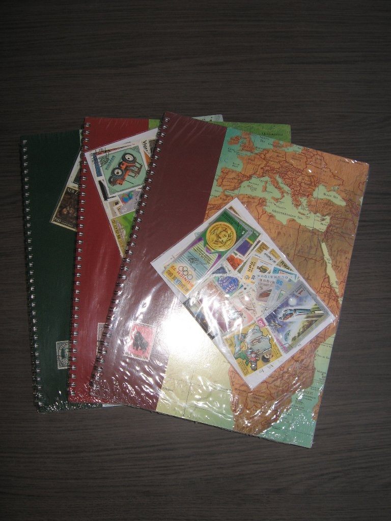 3 Insteekboeken met zegels. Wereld. Nieuw in verpakking., Ophalen of Verzenden, Buitenland