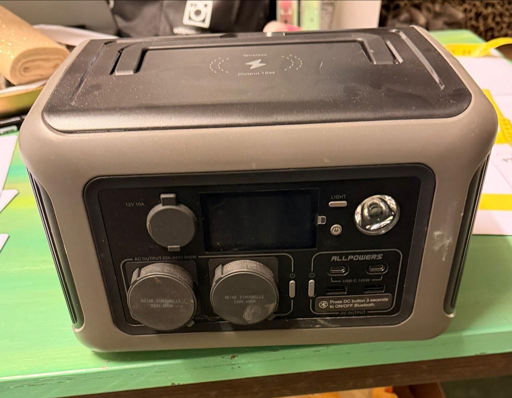 ALLPOWERS R600 Draagbare Krachtcentrale 299Wh LiFeP04, Ophalen of Verzenden, Zo goed als nieuw