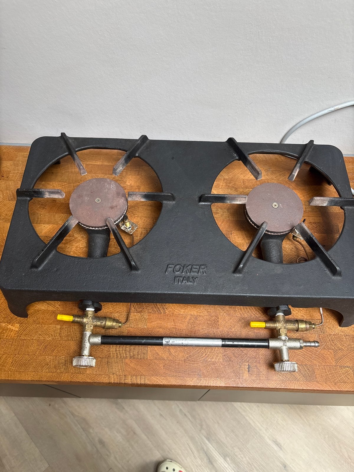 Foker Italy 2-pits gasfornuis - Ideaal voor camping/buiten, Witgoed en Apparatuur, Gebruikt, Verzenden, 3 kookzones of minder