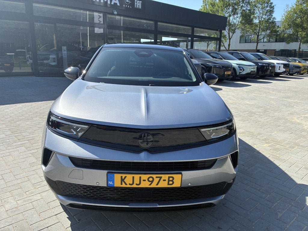 Opel Mokka 1.2 Turbo Hybrid Ultimate | Demo | Climate contro, Auto's, Opel, 145 pk, 1199 cc, Alcantara, Hybride Elektrisch/Benzine