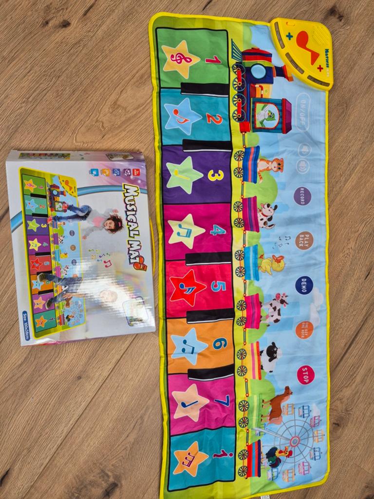 Muzikaal Speelkleed Piano Mat met Dieren en Geluiden, Ophalen, Zo goed als nieuw, Speelkleed, Met licht