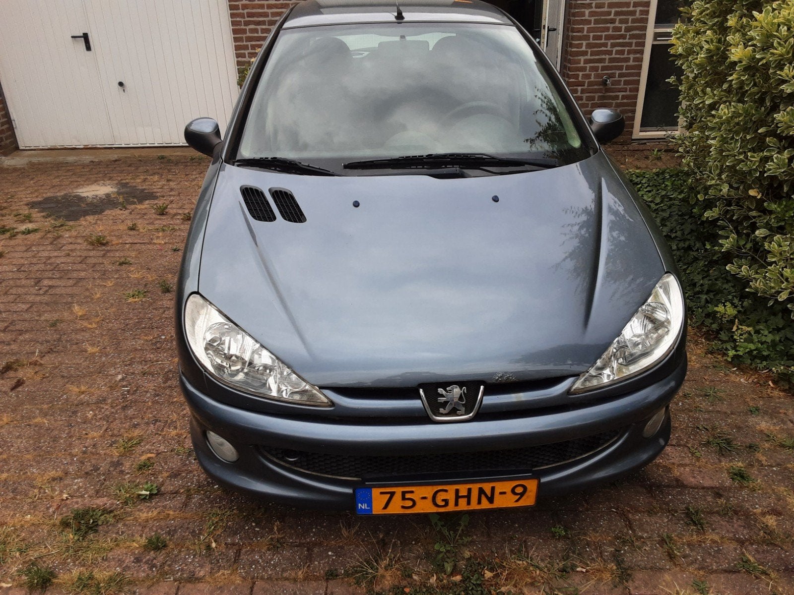 Peugeot 206 1.4 5D 2008 Grijs, Auto's, Voorwielaandrijving, 31 €/maand, 4 cilinders, Origineel Nederlands