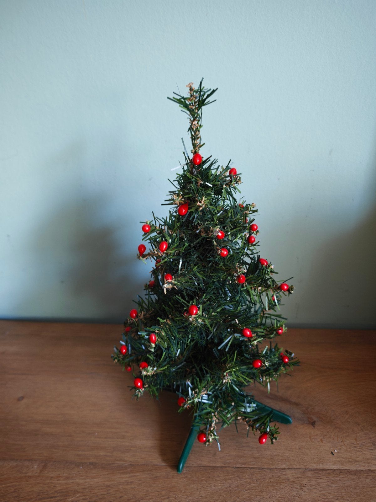 oud kerstboom klein met besjes, Diversen, Ophalen of Verzenden, Gebruikt