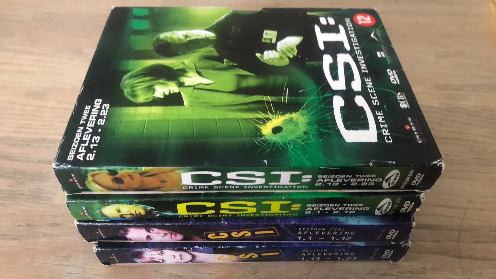 Dvd serie CSI seizoen 1 en 2, Vanaf 12 jaar, Ophalen of Verzenden, Zo goed als nieuw, Actie en Avontuur