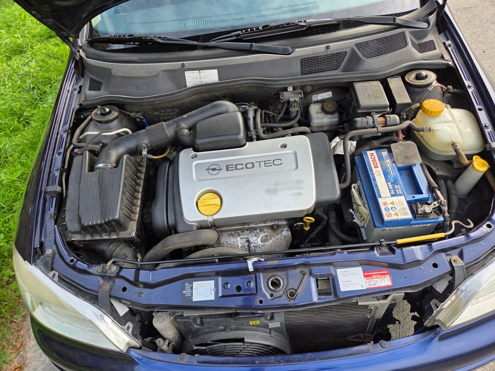 Foto 18 van Opel Astra 1.6 I 16V Airco,cruise,nieuwe apk